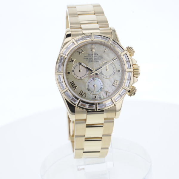 Rolex Cosmograph Daytona Gold 750/- Lünette mit 24 Baguette Diamanten