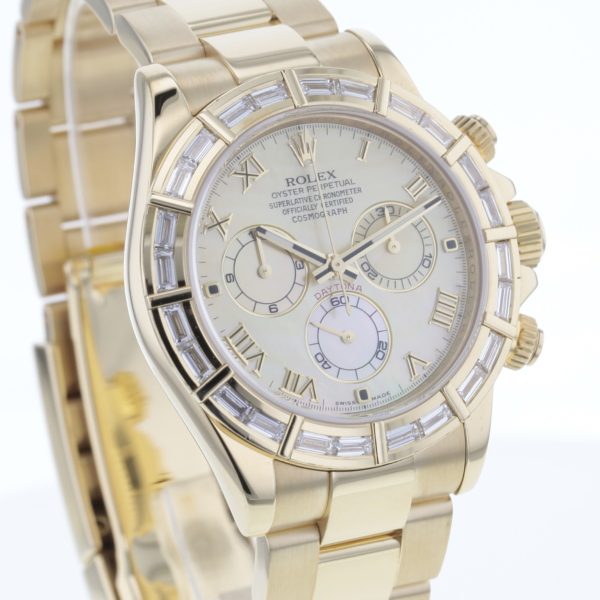 Rolex Cosmograph Daytona Gold 750/- Lünette mit 24 Baguette Diamanten